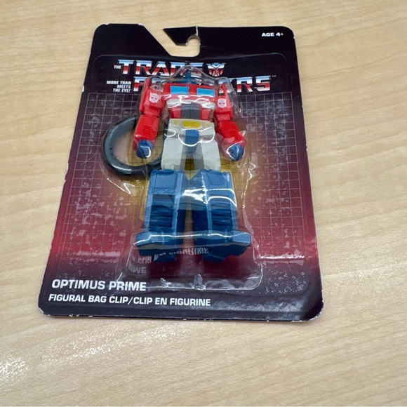 Transformers Optimus Prime Figural Bag Clip Figure Keychain/Clip Holder - Picture 2 of 5